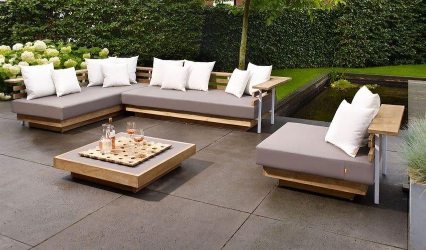 Best Material Choice for your Outdoor Couches sofas