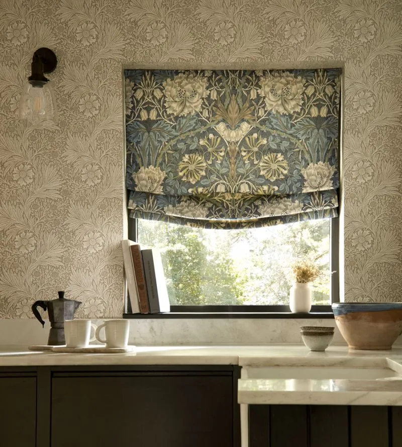 Honeysuckle & Tulip Fabric - Image 2